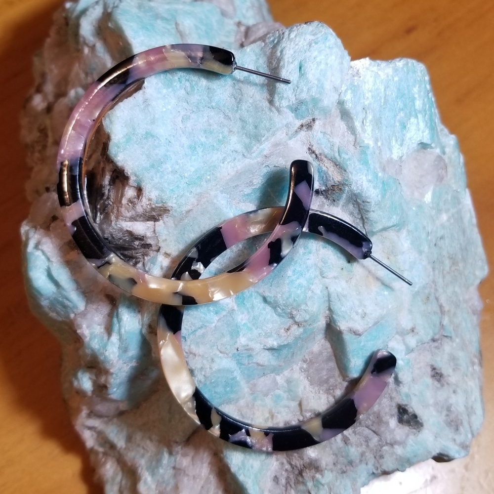 BOSS Pink Tortoise Resin Hoops
